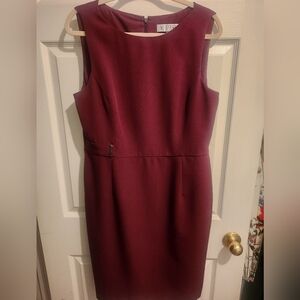 Kasper Classic Sheath In Burgundy